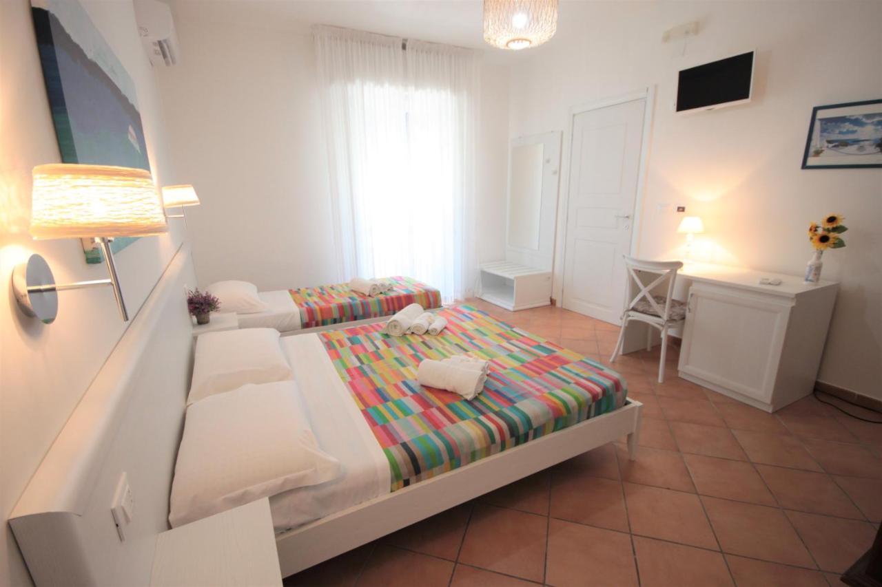 Solaris Guesthouse Torre Lapillo Exterior foto